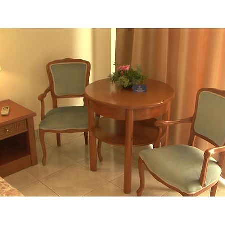 Palm Beach Лефкими Екстериор снимка